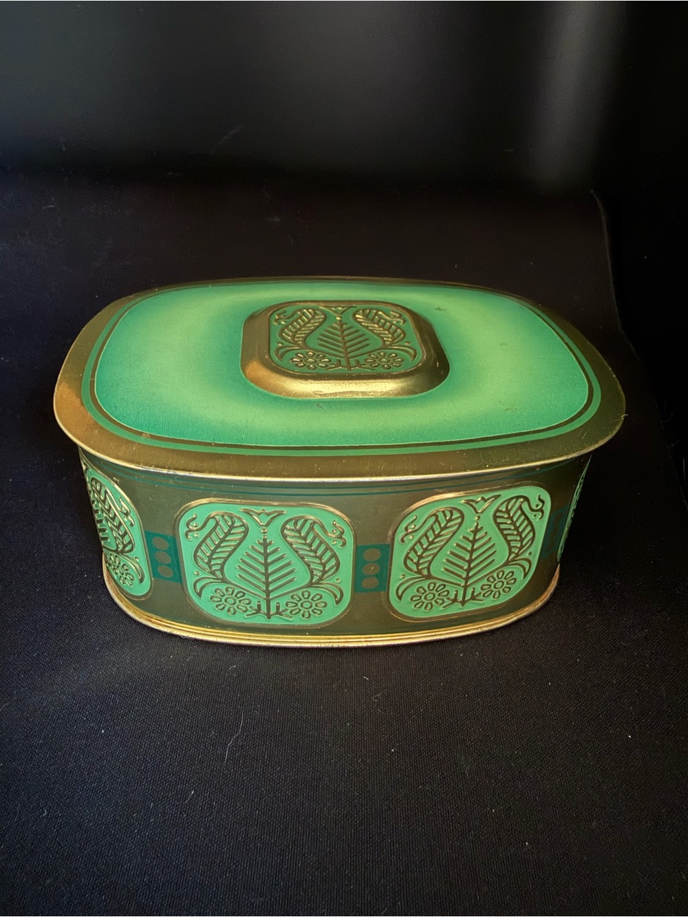 Vintage VOX-KAFFEE Tins Greens